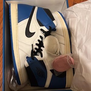 Fragment Design x Travis Scott x Air Jordan 1 retr